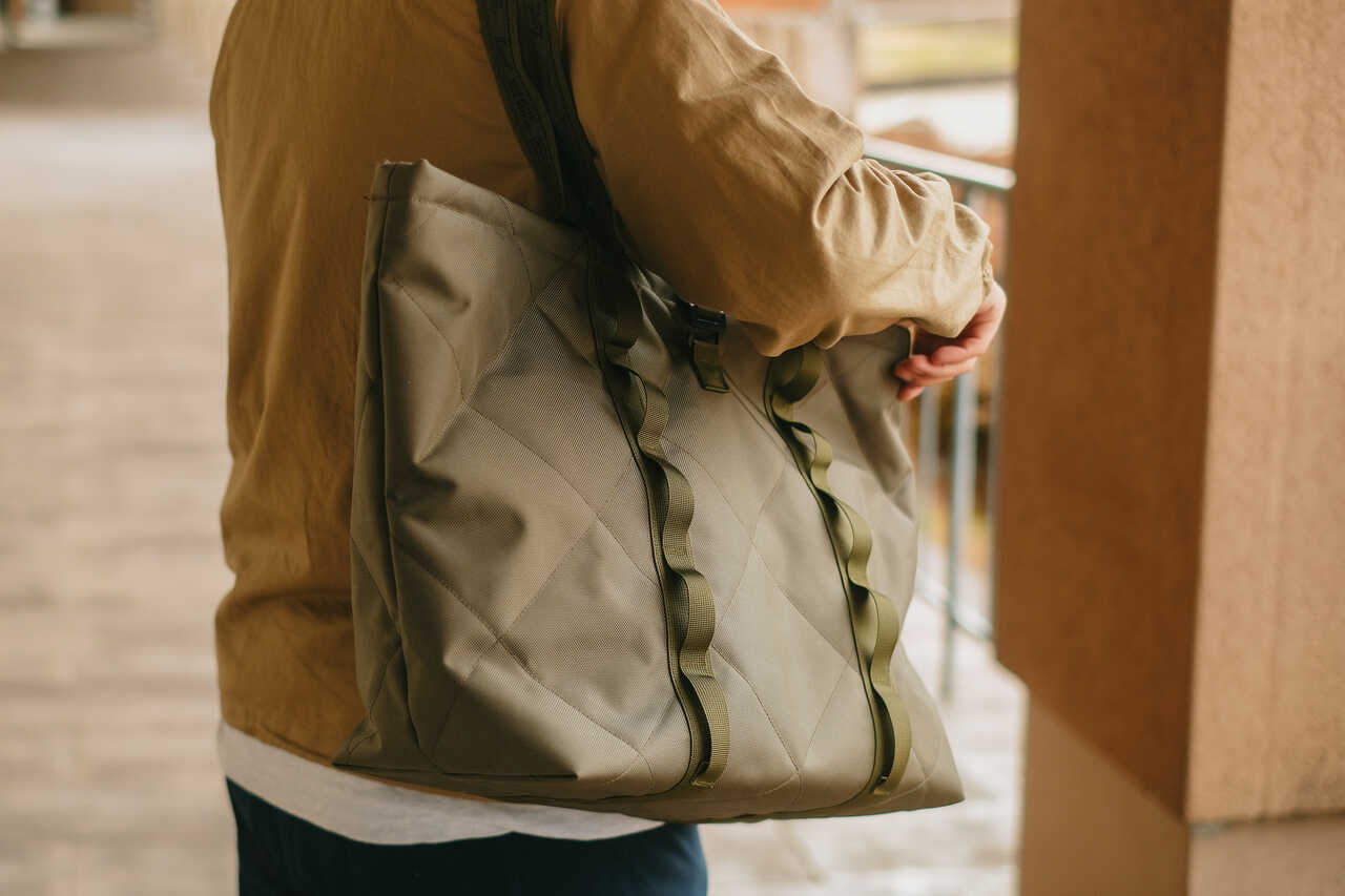 Chain clearance tote dry