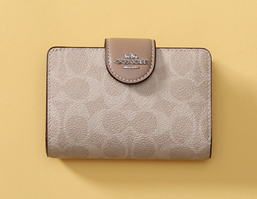 Coach ミディアム コーナー ジップ ウォレット・シグネチャー キャンバス
