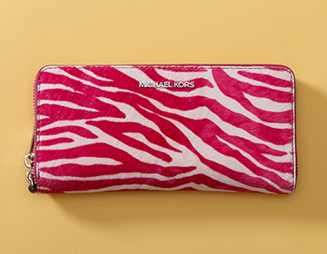 Michael Kors トラベルコンチネンタル  ゼブラ
