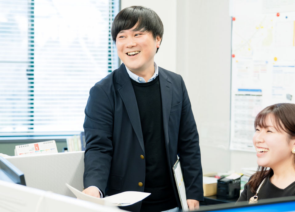 困っていれば、上司も部下も助け合う。だってチームですから。