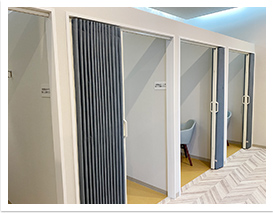 授乳室　個室4室（女性専用）