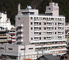 観光ホテル湯本館
