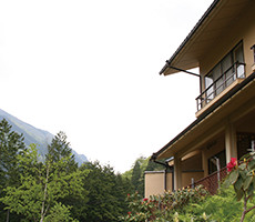 神明山荘
